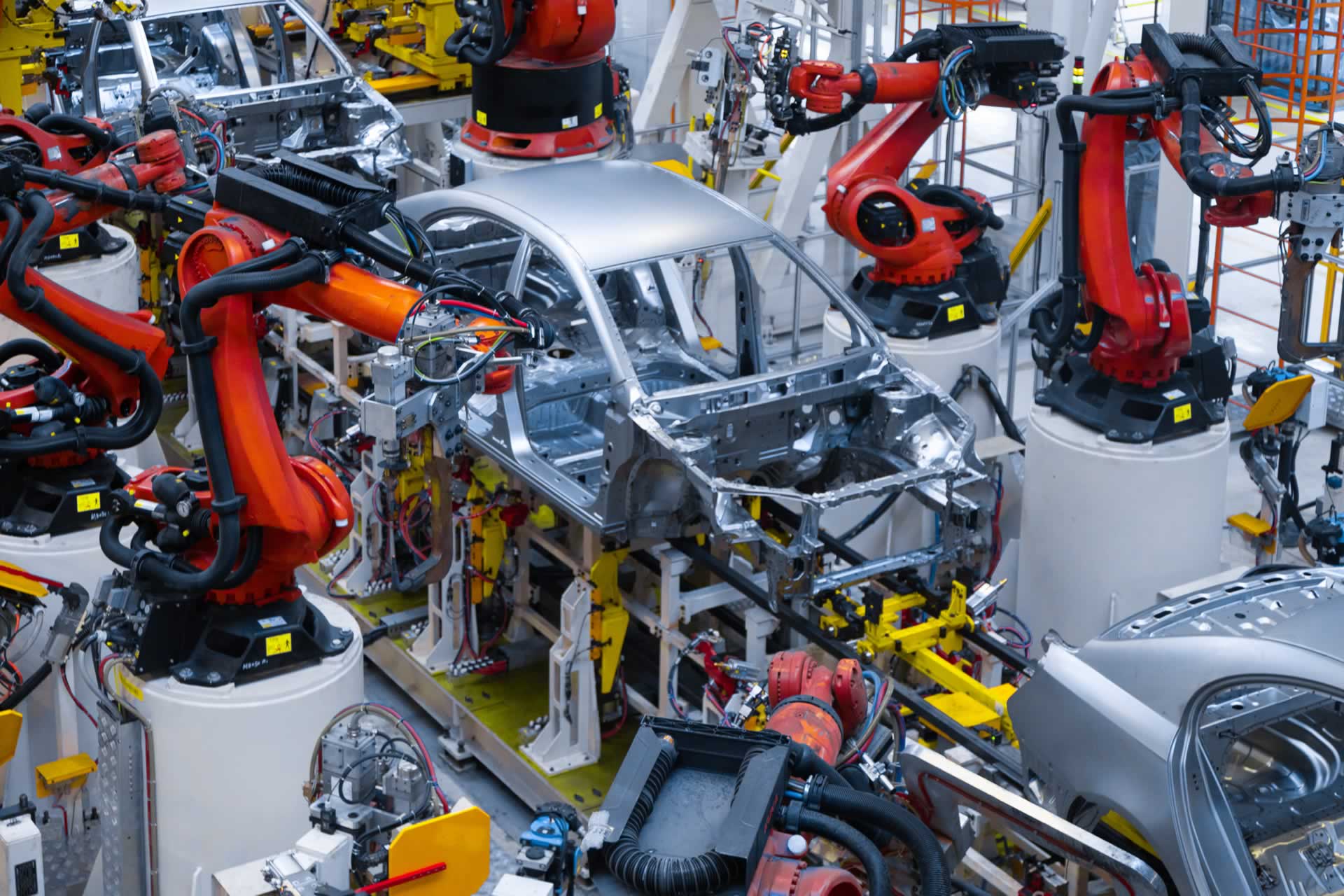 Challenges in the Automotive Industry and the Role of ERP Software