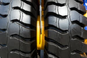 Bridging the Gap Revolutionizing Tire Dealerships with Tire and Wheels Software